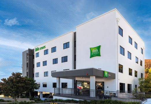 Ibis Styles the EntranceHotel Overview