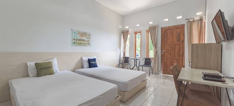 城市景观酒店D'菠萝别墅-奇亚特-由红门酒店管理(Urbanview Hotel d'Pineapple Villa Ciater by RedDoorz)图片