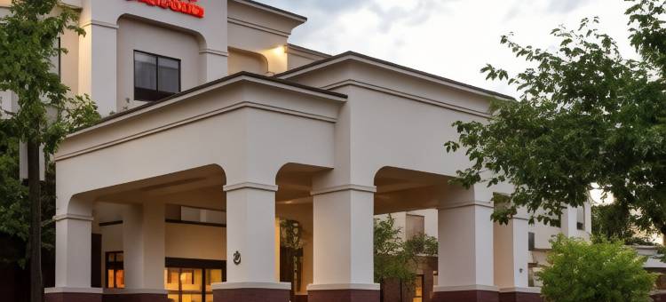 曼彻斯特 - 贝德福德希尔顿欢朋套房酒店(Hampton Inn & Suites Manchester-Bedford)图片