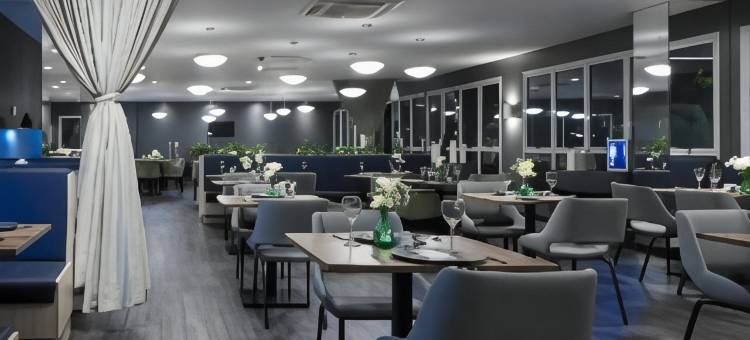 富拉姆波延特舒适套房酒店(Comfort Suites Flamboyant Goiânia)图片