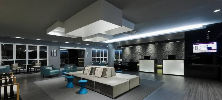 富拉姆波延特舒适套房酒店(Comfort Suites Flamboyant Goiânia)图片