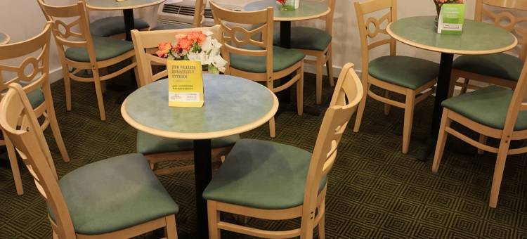 劳德代尔堡塔玛拉克东拉昆塔温德姆酒店(La Quinta Inn by Wyndham Ft. Lauderdale Tamarac East)图片