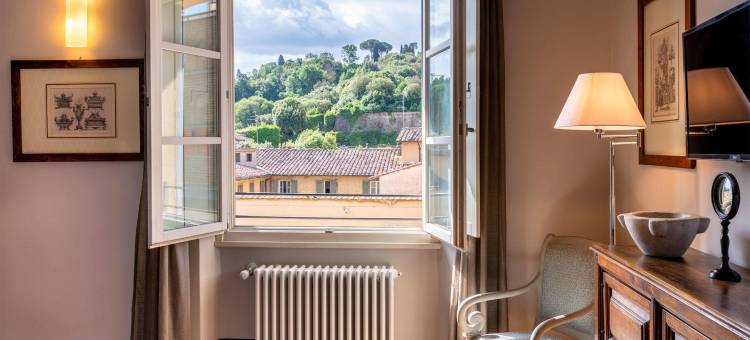 Florence Center 4 Bedrooms Apartment with Piazza Views. Piazza Pitti I图片