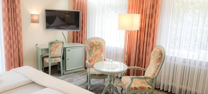 瓦尔德苏赫兰德豪斯酒店(Hotel Landhaus Waldesruh)图片