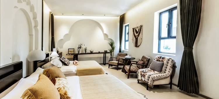 伊宁·繁墅|WarmHome·多元素主题美墅(六星街景区店)图片