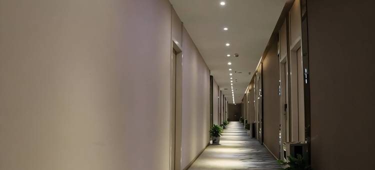 云朵连锁酒店(黄冈科技职业学院店)图片