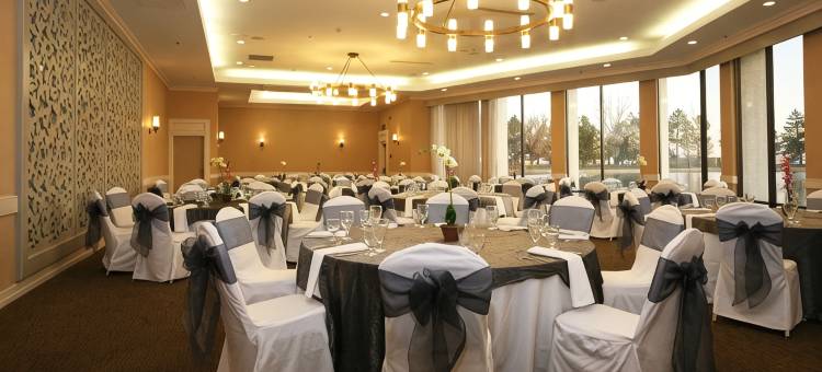 盐湖城机场希尔顿逸林酒店(DoubleTree by Hilton Hotel Salt Lake City Airport)图片