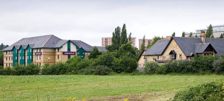 鲁顿机场普瑞米尔酒店(Premier Inn Luton (Airport))图片