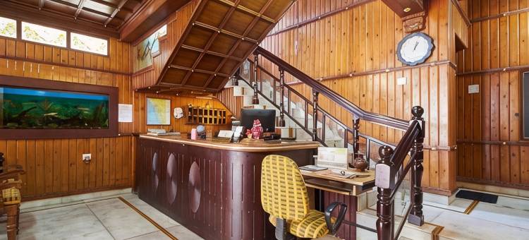 白玫瑰酒店(Hotel White Rose)图片