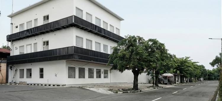 Urbanview Wisma Brawijaya Surabaya图片