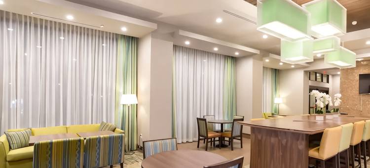 劳埃德明斯特希尔顿欢朋酒店(Hampton Inn by Hilton Lloydminster)图片