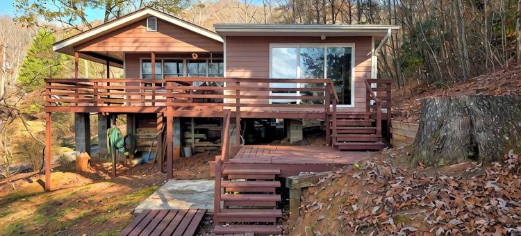 Nantahala Nookie Nook: A Playful Retreat w/Stunning Long-Range mt Sunset Views图片