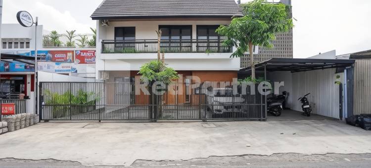 Tamanan Ndalem RedPartner 伊斯兰教法酒店(Ndalem Tamanan Syariah RedPartner)图片