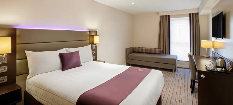 布里斯托尔城中普瑞米尔酒店(国王街)(Premier Inn Bristol City Centre King St)图片