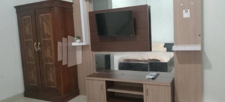 Hotel Miranda Bawean Mitra RedDoorz图片