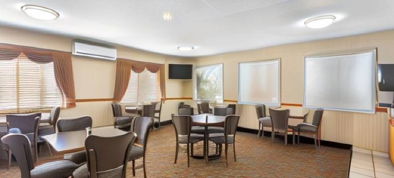 奥格尔斯比贝斯特韦斯特酒店(Best Western Oglesby Inn)图片