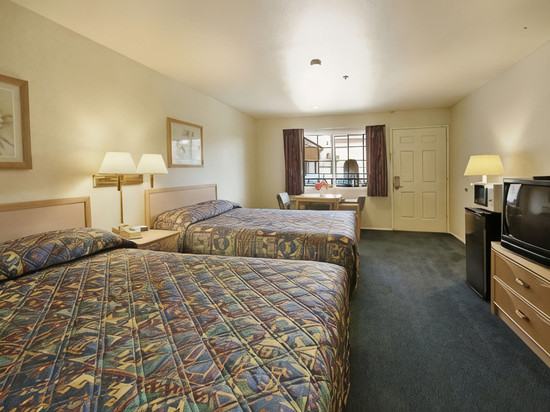 泰勒购物中心海滨戴斯酒店