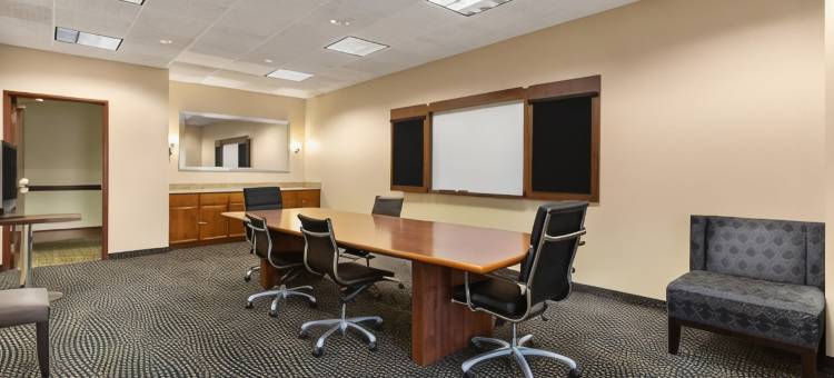 克利夫兰机场西洲际假日酒店(Holiday Inn CLEVELAND AIRPORT WEST by IHG)图片