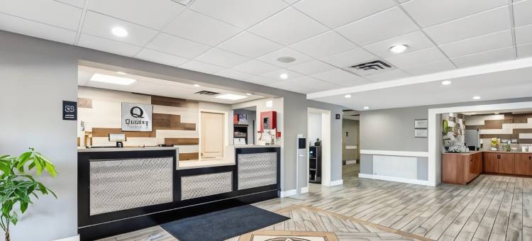 克拉克斯维尔 - 出口 11 凯艺酒店(Quality Inn Clarksville - Exit 11)图片