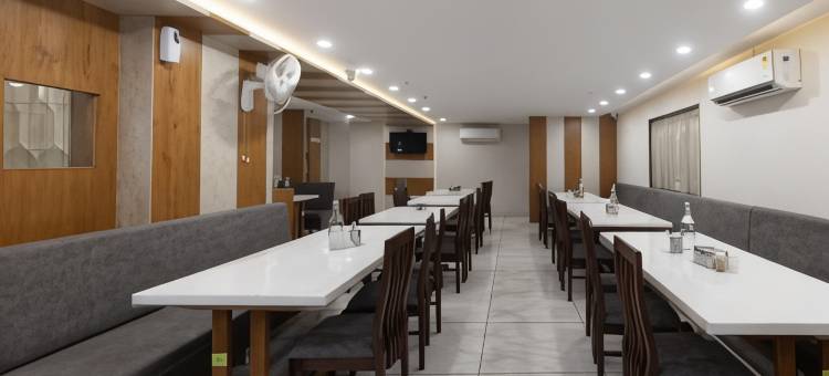 Hotel the Grand Dipak图片