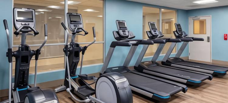 西威尔明顿医疗园区智选假日套房酒店(Holiday Inn Express & Suites Wilmington West - Medical Park)图片