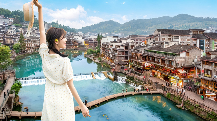 张家界+武陵源+天门山+大峡谷+黄石寨+凤凰古城5日4晚拼小团·纯玩8人小团『纯玩升级VIP』『赠』森林公园VIP环保车《魅力湘西演出》&百龙天梯VIP&天门山VIP往返索道『游』张家界全景+凤凰『品』当地特色美食