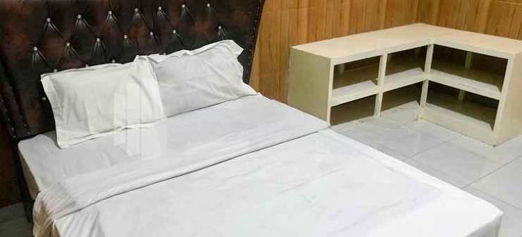 LH101 Guest House Syariah Near Makam Sunan Bonang RedPartner图片
