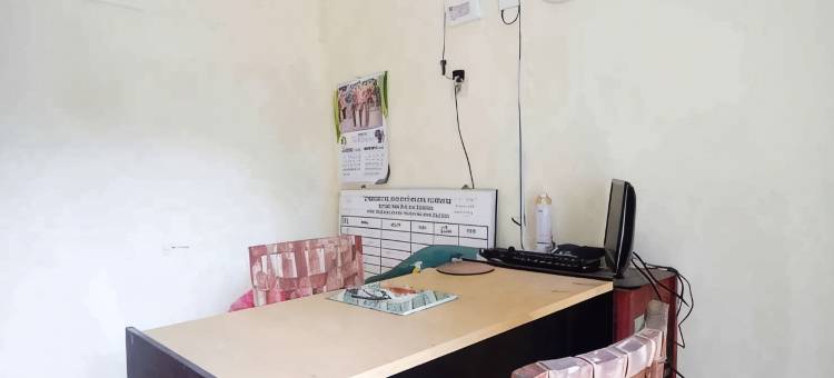 红门酒店-近三宝垄恩加利安佩尔马塔美迪卡医院(RedDoorz Near RS Permata Medika Ngaliyan Semarang)图片