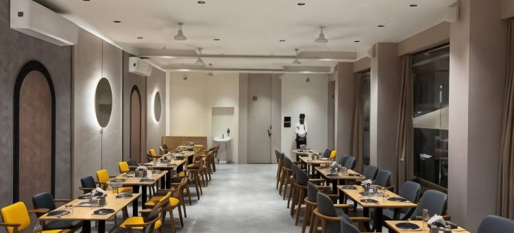 戈温德雷吉恩西酒店(Hotel Govind Regency)图片