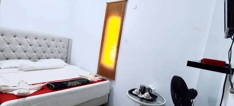 武吉丁宜阿兹兹亚99号伊斯兰酒店(Hotel Azizyah 99 Syariah Bukittinggi)图片