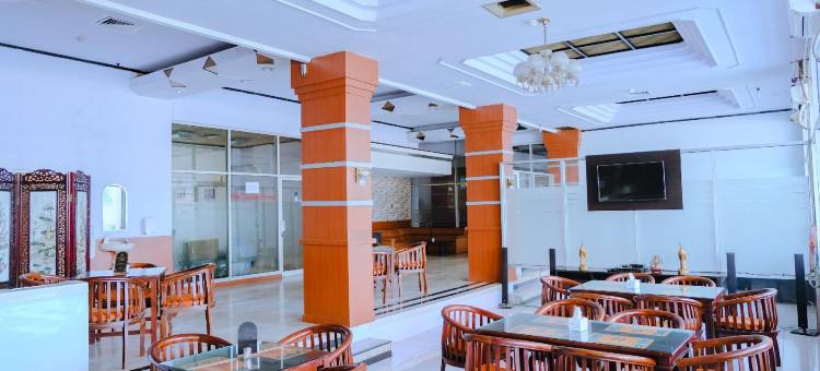 万隆佩麦酒店(Hotel Bandung Permai Jember)图片