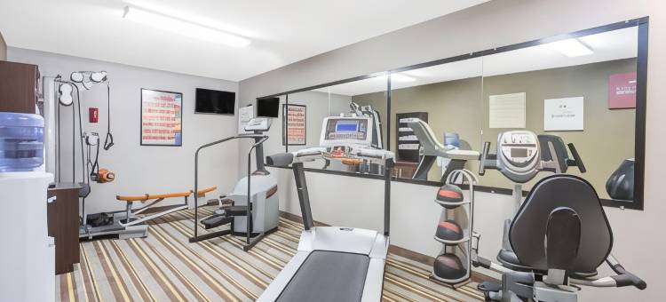 维斯维尔速8酒店(Super 8 by Wyndham Wytheville)图片