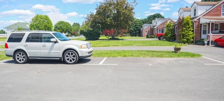 OYO罗恩克斯附近的兰卡斯特汽车旅馆(The Lancaster Motel by OYO Ronks Near Paradise)图片