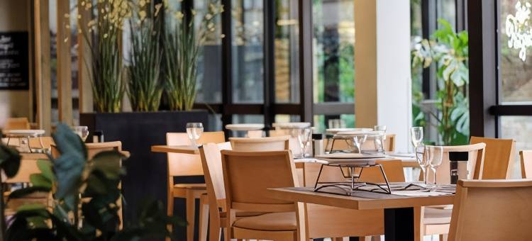 宜必思圣格拉蒂安翁吉安雷班酒店(Ibis St Gratien - Enghien-Les-Bains)图片