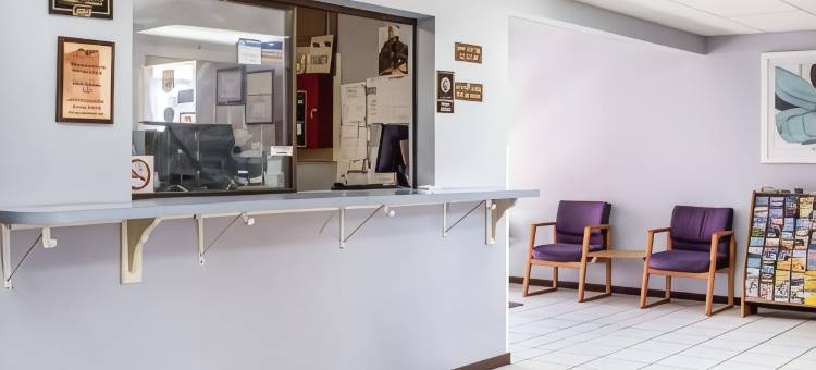 温斯洛I-40罗德威酒店(Rodeway Inn Winslow I-40)图片