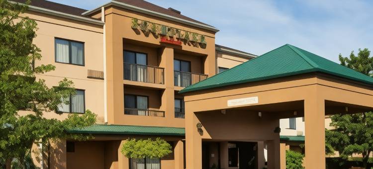 托莱多莫米-箭头万怡酒店(Courtyard Toledo Maumee/Arrowhead)图片