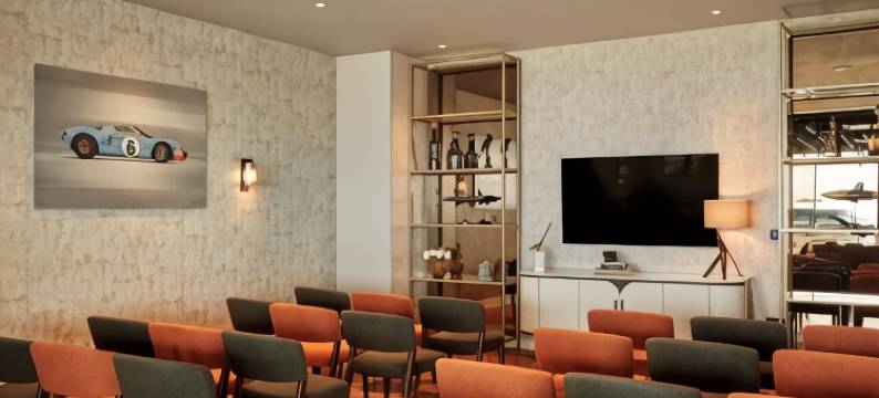 Silverstone逃脱(Escapade Silverstone)图片