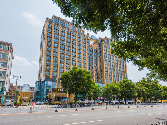 美度智能酒店(河北大学附属医院店)