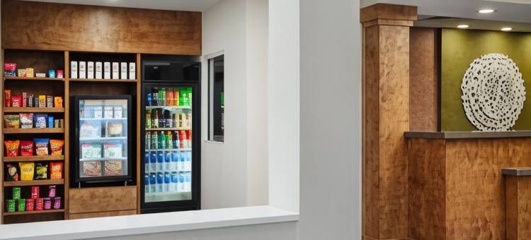 奥本欧佩莱卡万枫酒店酒店(Fairfield Inn & Suites Auburn Opelika)图片