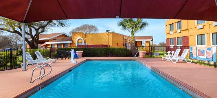 凯艺套房酒店-35号州际公路/近AT&T中心(Quality Inn & Suites I-35 Near Frost Bank Center)图片