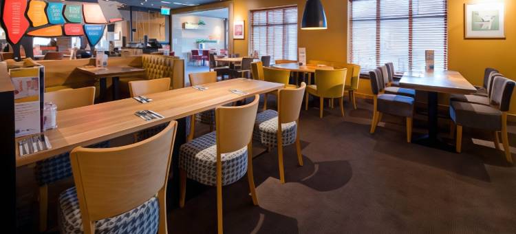 朴次茅斯北港普瑞米尔酒店(Premier Inn Portsmouth North Harbour)图片