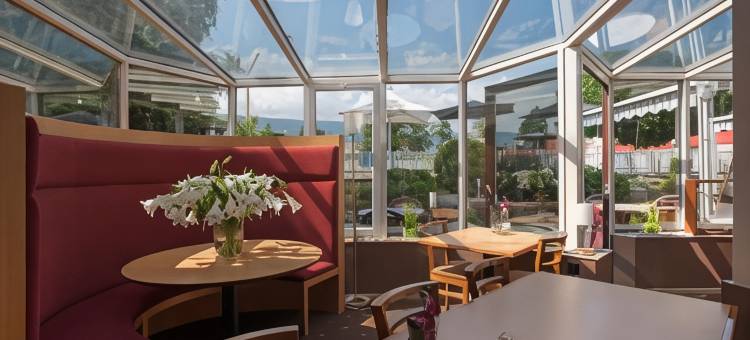宜必思纳沙泰尔三湖酒店(Ibis 3 Lacs Neuchâtel)图片