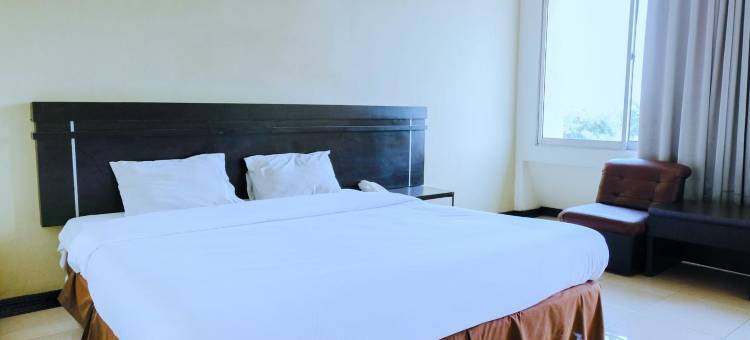 万隆佩麦酒店(Hotel Bandung Permai Jember)图片