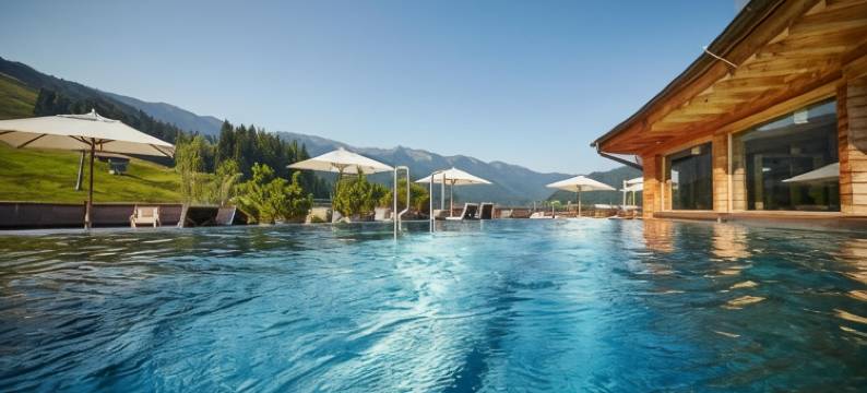 霍兹特尔弗斯托法姆酒店(Holzhotel Forsthofalm)图片