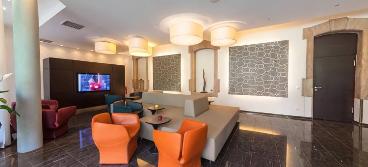 挪威纳提尔酒店(Novina Hotel Tillypark)图片