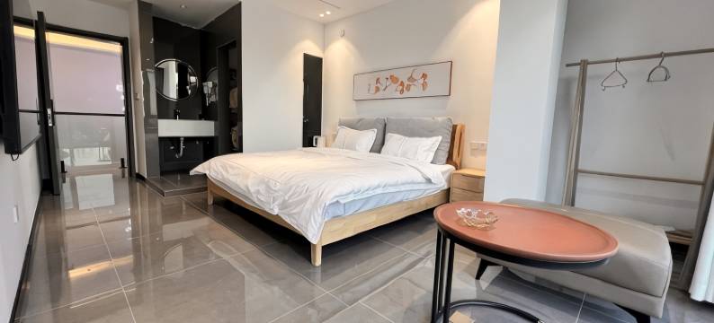 隐宿乡野精品民宿(彩沟路分店)图片