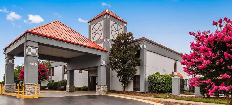 Baymont by Wyndham la Vergne图片