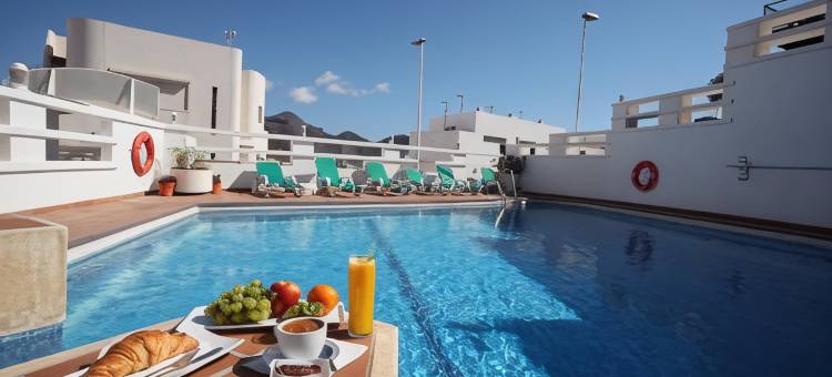 维斯塔玛尔圣何塞公寓式酒店(Apartahotel Vistamar San José)图片