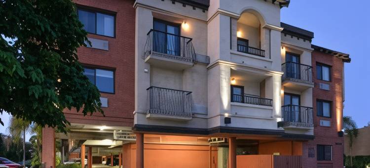 梅萨圣地亚哥贝斯特韦斯特优质酒店(Best Western Plus la Mesa San Diego)图片