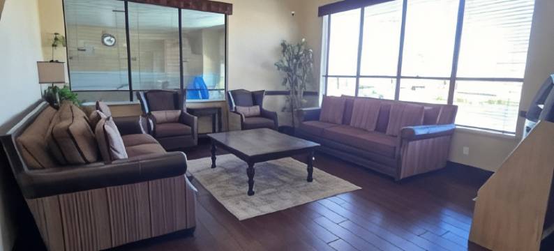 威莱斯豪生酒店(Howard Johnson by Wyndham Williams)图片